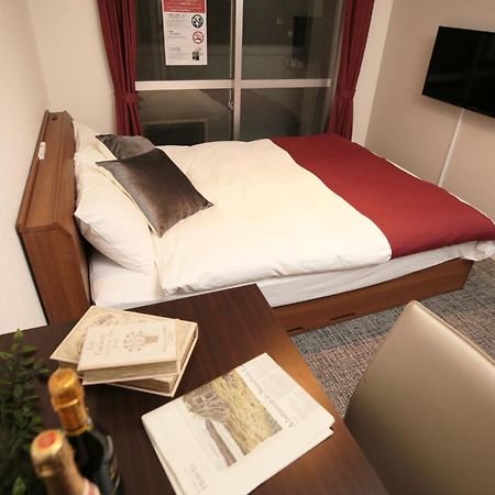 Sky Garden Hakata Aparthotel ฟูกุโอกะ ภายนอก รูปภาพ